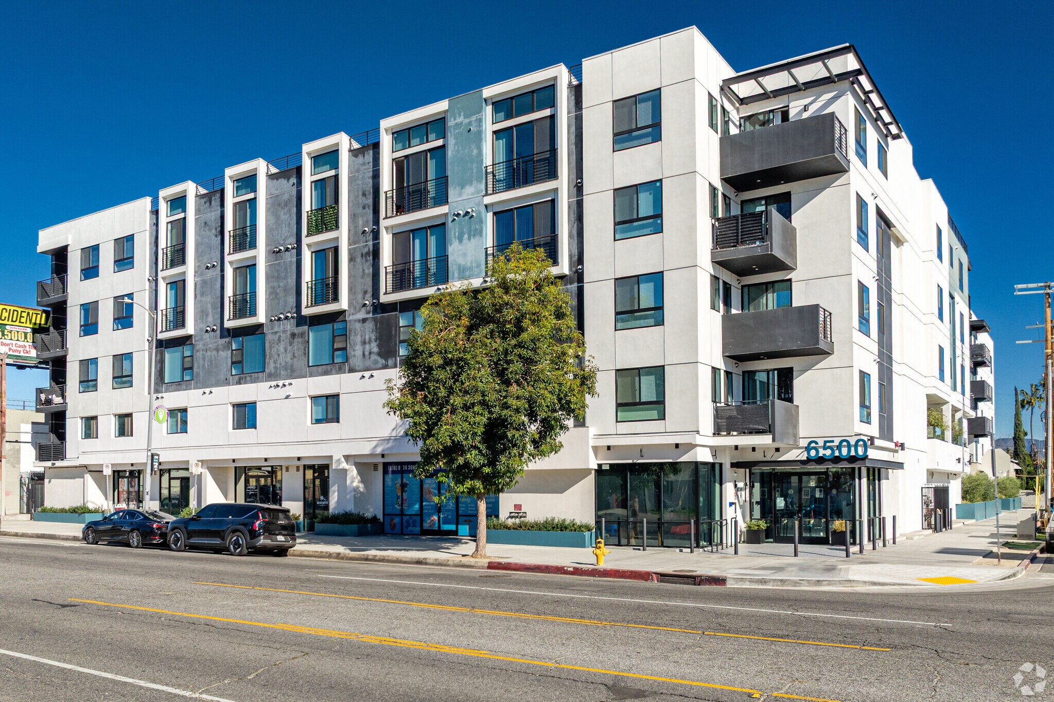 6500 Lankershim Blvd, North Hollywood, CA à louer Photo principale– Image 1 sur 48