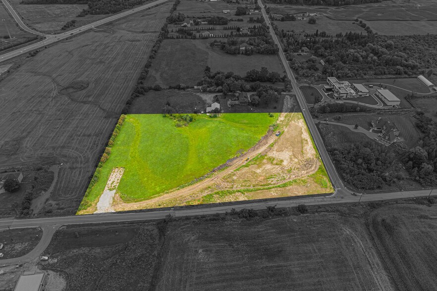 5000 Henderson Road, Milton, ON à vendre - Photo de l’immeuble – Image 2 sur 16