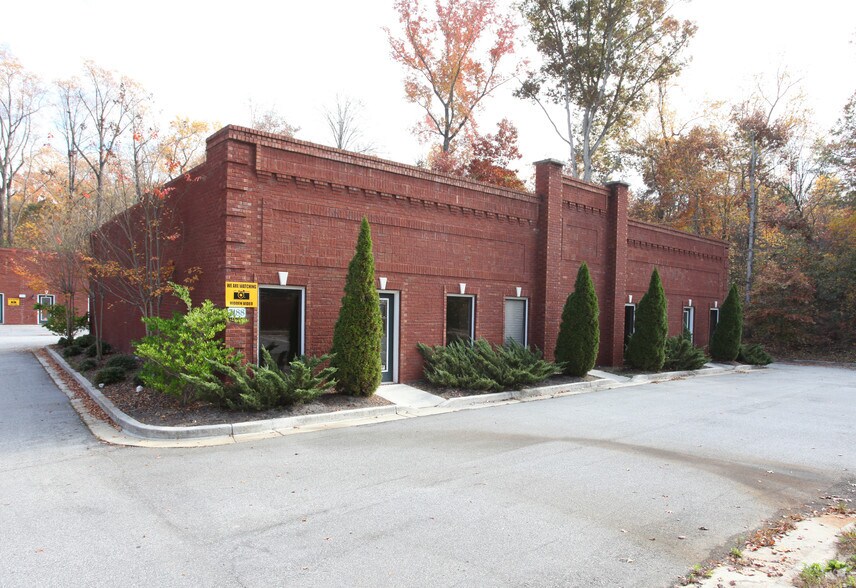 Atlanta MSA | Shallow Bay portefeuille de 3 biens à vendre sur LoopNet.fr - Photo de l’immeuble – Image 2 sur 7