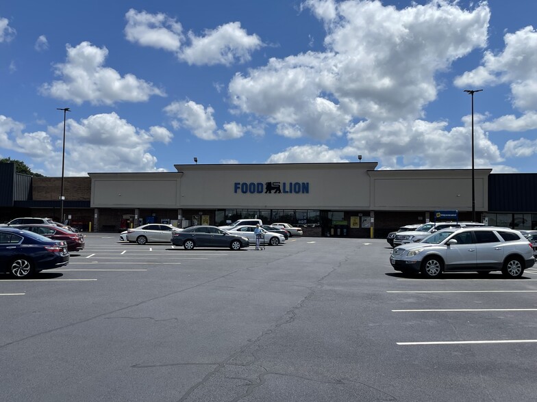 91 Food Lion Rd, Scotland Neck, NC à louer - Photo de l’immeuble – Image 3 sur 6