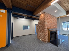 260 W Exchange St, Providence, RI à louer Photo intérieure– Image 2 sur 4