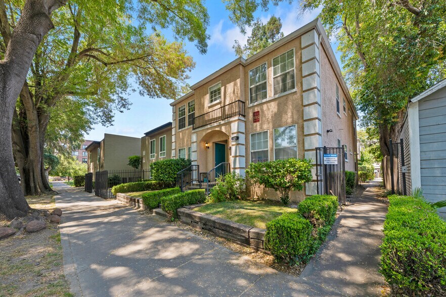 321 T St, Sacramento, CA à vendre - Photo de l’immeuble – Image 3 sur 21