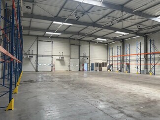 Plus de détails pour Bureau, Local d'activités à louer