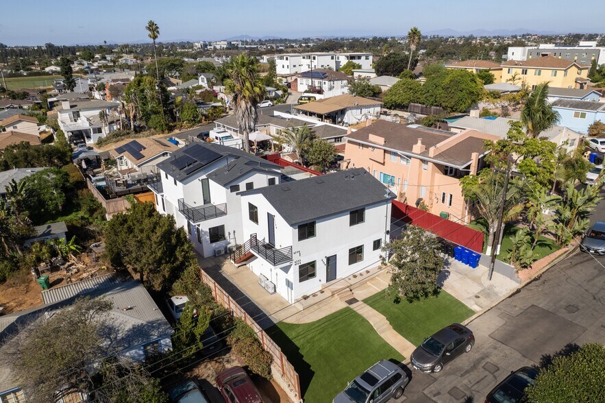 6728 Thomson Ct, San Diego, CA à vendre - Photo de l’immeuble – Image 3 sur 47