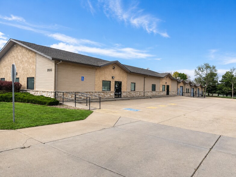 7505 E Harvard Ave, Denver, CO à vendre - Photo de l’immeuble – Image 3 sur 26