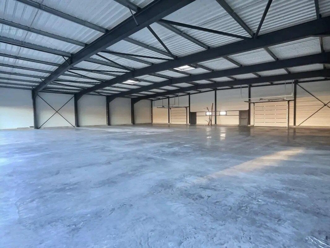 Local commercial dans Sarreguemines à louer Photo de l’immeuble– Image 1 sur 5