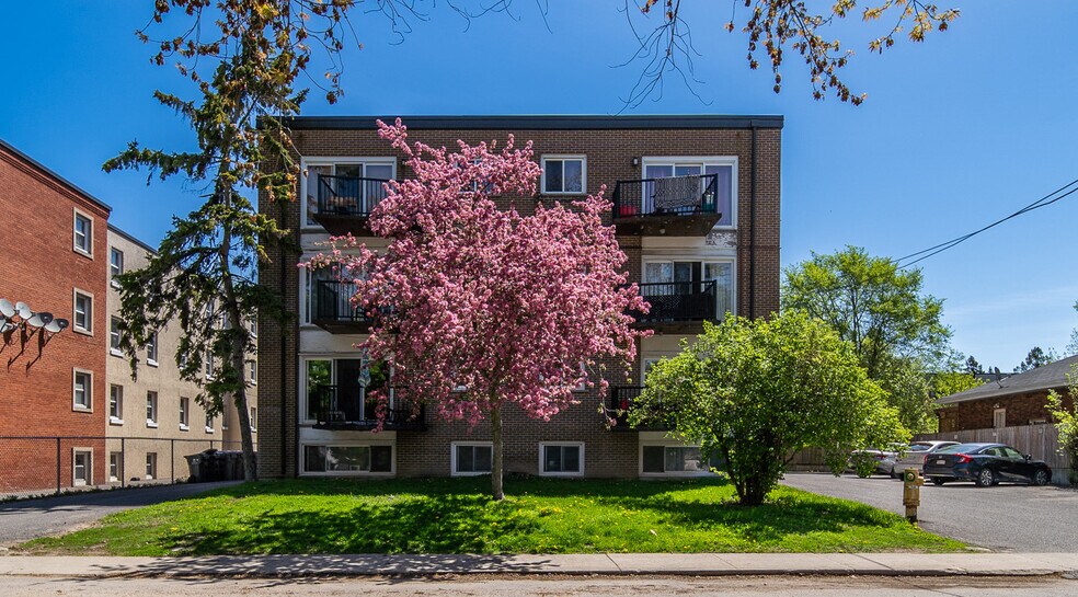 287 Westdale Av, Kingston, ON à vendre - Photo de l’immeuble – Image 2 sur 2