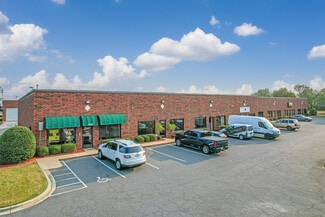 Plus de détails pour 330-344 Springhill Farm Rd, Fort Mill, SC - Local d’activités à vendre