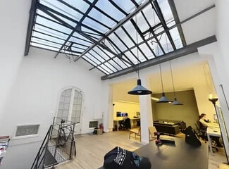 Plus de détails pour Bureau à vendre