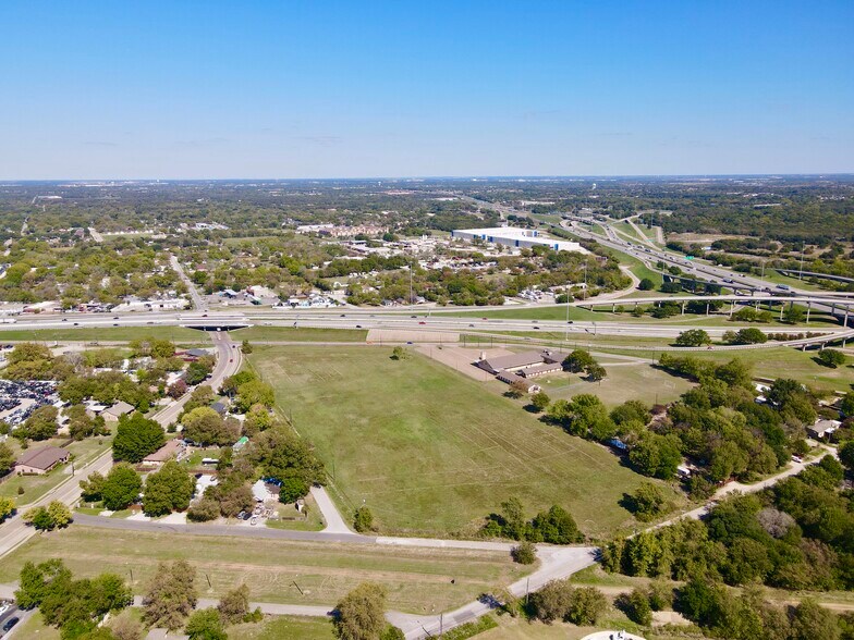 10600 C F Hawn Fwy, Dallas, TX à vendre - Photo de l’immeuble – Image 2 sur 6