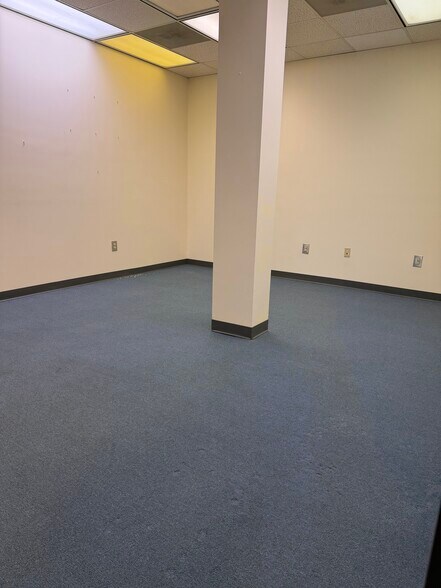 4875 Riverside Dr, Macon-Bibb, GA à louer - Photo intérieure – Image 2 sur 4
