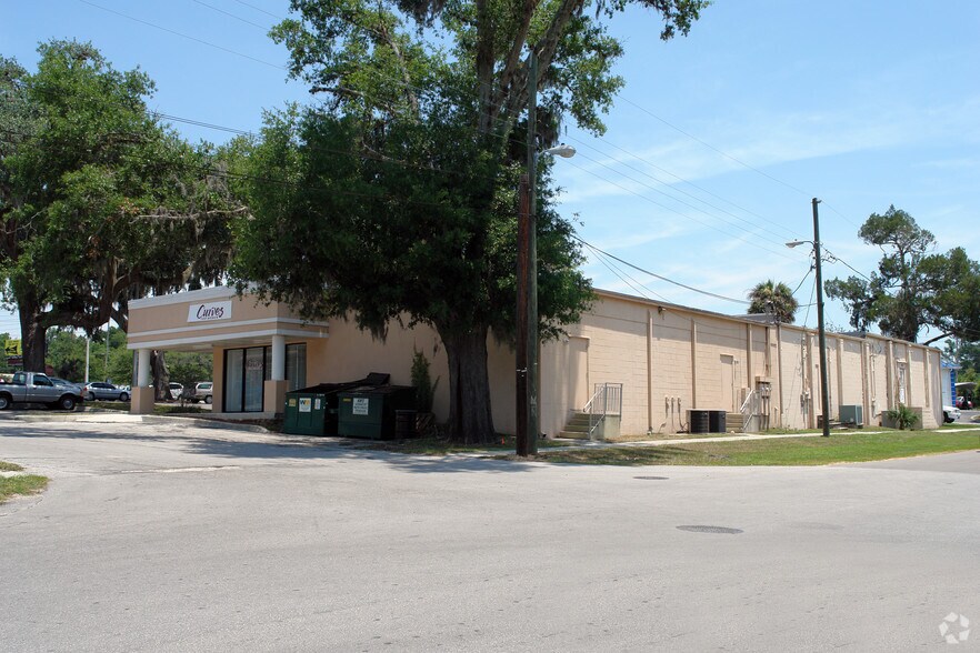 5810-5840 SE Abshier Blvd, Belleview, FL à vendre - Photo de l’immeuble – Image 2 sur 89