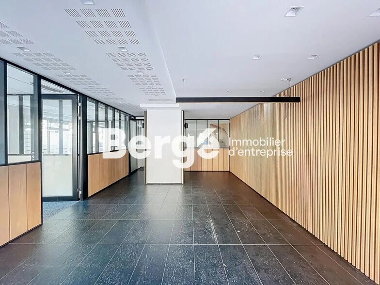 Local commercial dans Nice à vendre - Photo de l’immeuble – Image 3 sur 9