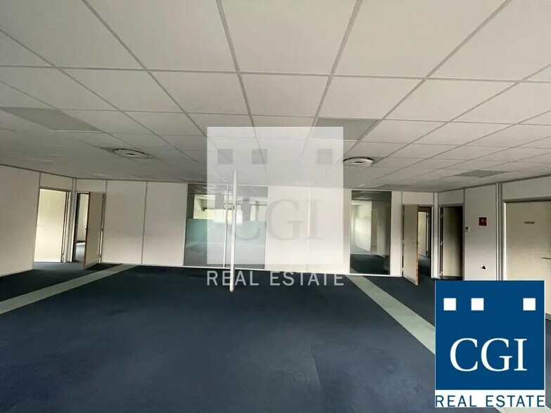 Bureau dans Saint-Ismier à vendre - Photo intérieure – Image 3 sur 5