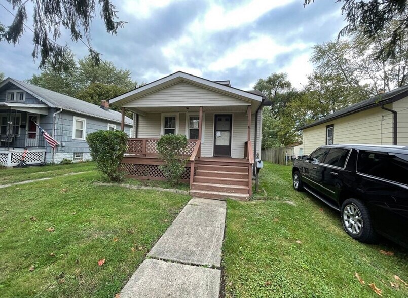 12 Unit Portfolio portefeuille de 12 biens à vendre sur LoopNet.fr - Photo de l’immeuble – Image 2 sur 10