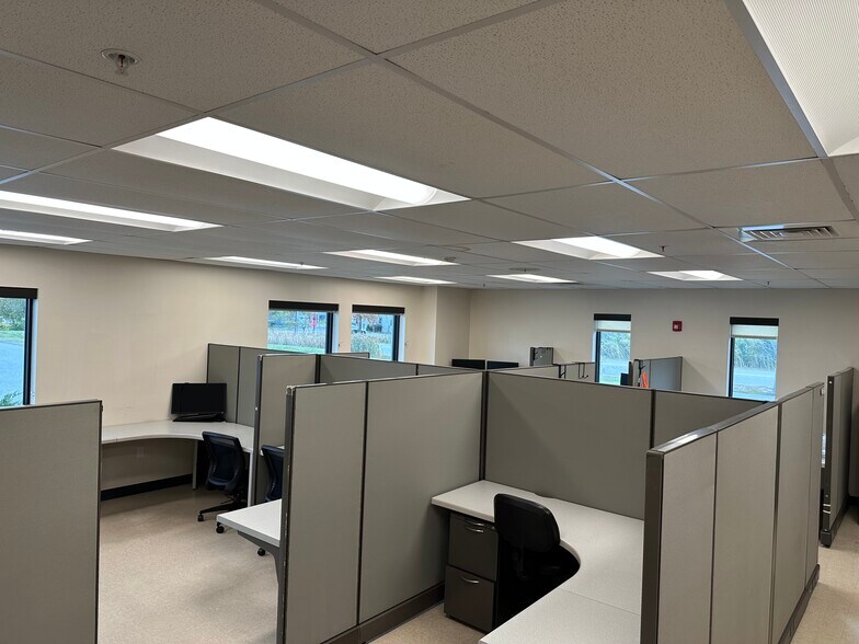 14 Washington Ave, Scarborough, ME à louer - Photo de l’immeuble – Image 3 sur 8