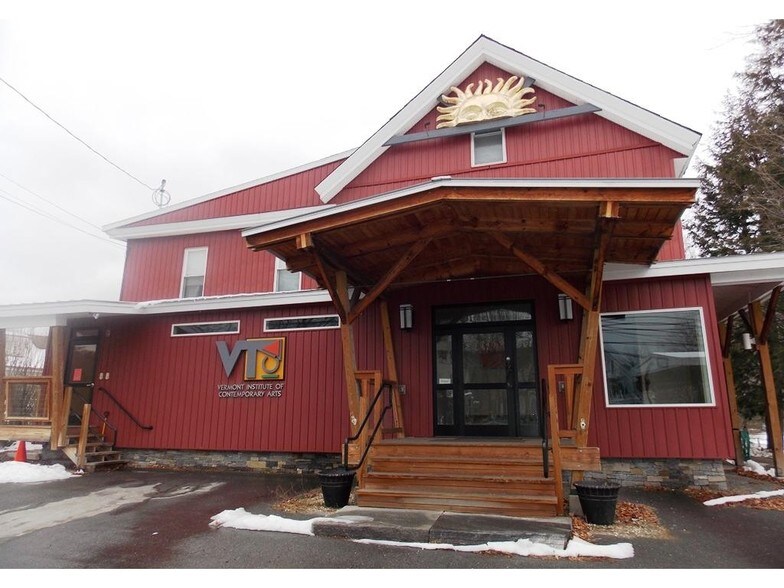 15 Depot St, Chester, VT à vendre - Photo de l’immeuble – Image 3 sur 11