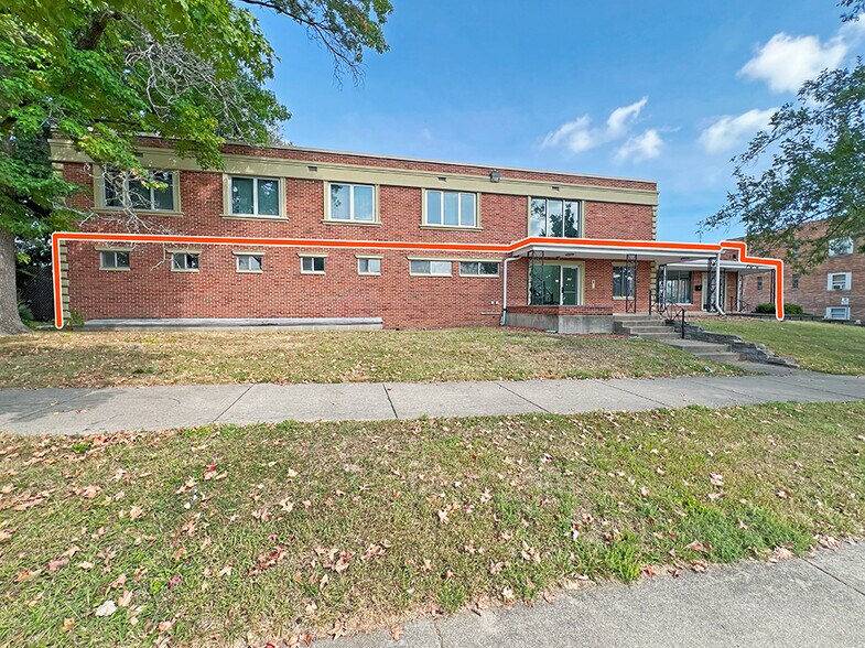 334 W Main St, Decatur, IL à louer - Photo de l’immeuble – Image 2 sur 17