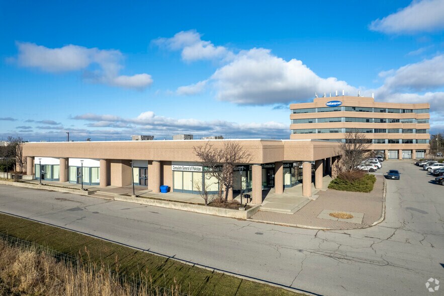 7880 Keele St, Vaughan, ON à louer - Photo de l’immeuble – Image 2 sur 6