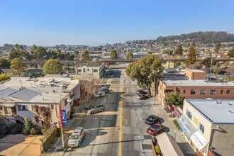 1306-1308 Solano Ave, Albany, CA - Vue aérienne  vue de carte - Image1