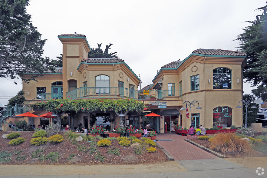 550 Wave St, Monterey, CA à louer - Photo principale – Image 1 sur 8