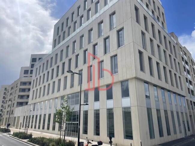 Plus de détails pour Bureau à louer