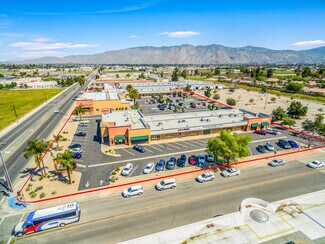 Plus de détails pour 950-960 N State St, Hemet, CA - Différents types d’espaces à louer