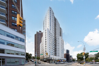 Plus de détails pour 12510 Queens Blvd, Kew Gardens, NY - Logement à vendre