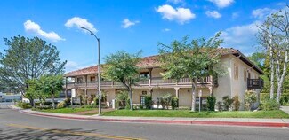 Plus de détails pour 630 Alta Vista Dr, Vista, CA - Bureau à vendre