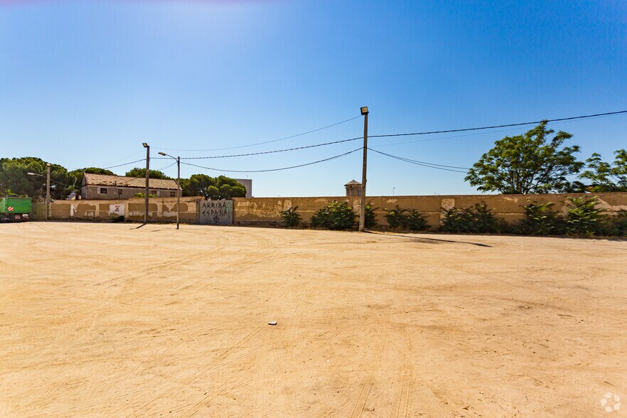 Avenida República Argentina, 43, Moraleja de Enmedio, Madrid à vendre - Photo de l’immeuble – Image 1 sur 1