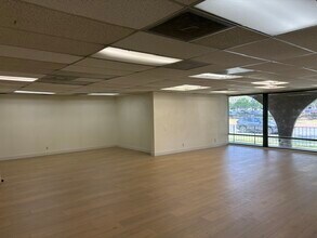 13326 South St, Cerritos, CA à louer Photo intérieure– Image 2 sur 3