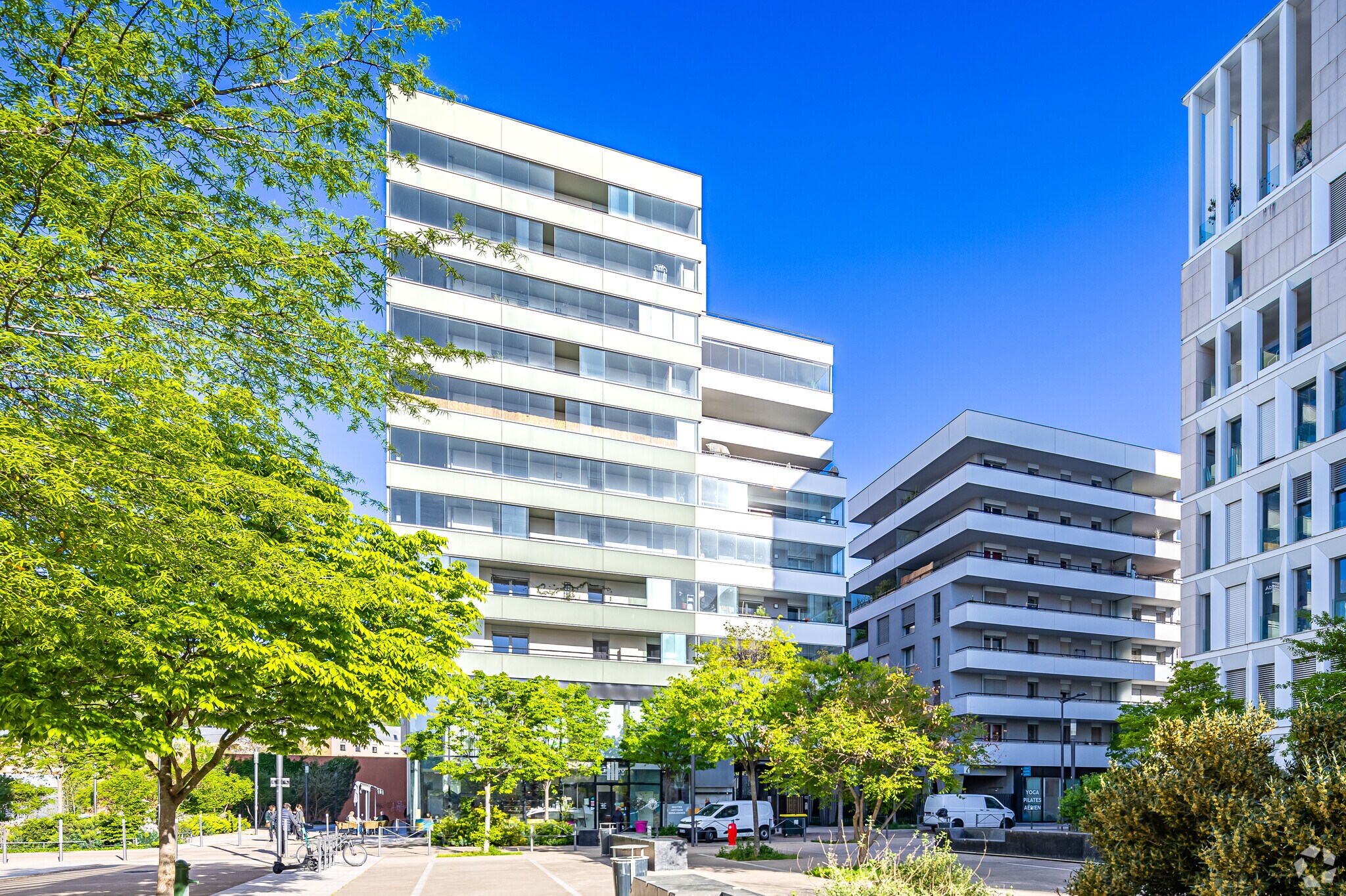 1-3 Place Renée Dufourt, Lyon à vendre Photo principale– Image 1 sur 3