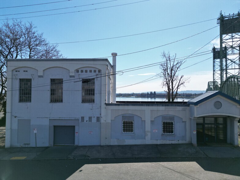100 & 102 SE Columbia Way, Vancouver, WA à louer - Photo de l’immeuble – Image 1 sur 13