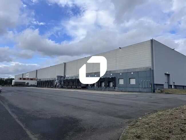 Plus de détails pour Industriel/Logistique à louer