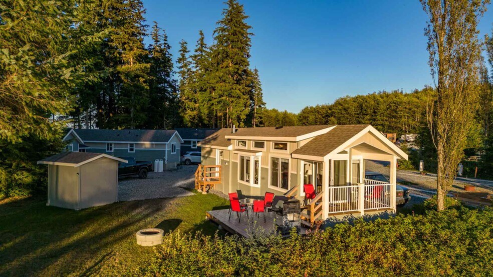 1 Alder Bay Rd, Mt Waddington, BC à vendre - Photo de l’immeuble – Image 3 sur 12