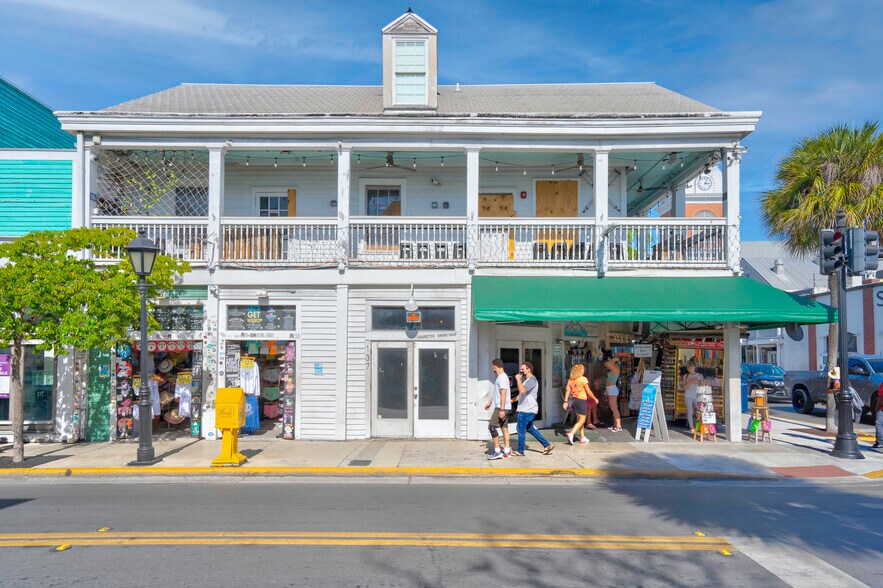 135 Duval St, Key West, FL à louer - Photo de l’immeuble – Image 2 sur 45