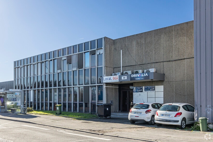 172 Avenue Du Maréchal Leclerc, Bègles à louer - Photo de l’immeuble – Image 2 sur 10