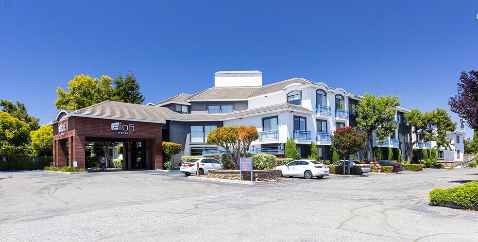 4241 Moorpark Ave, San Jose, CA à vendre - Photo principale – Image 1 sur 8