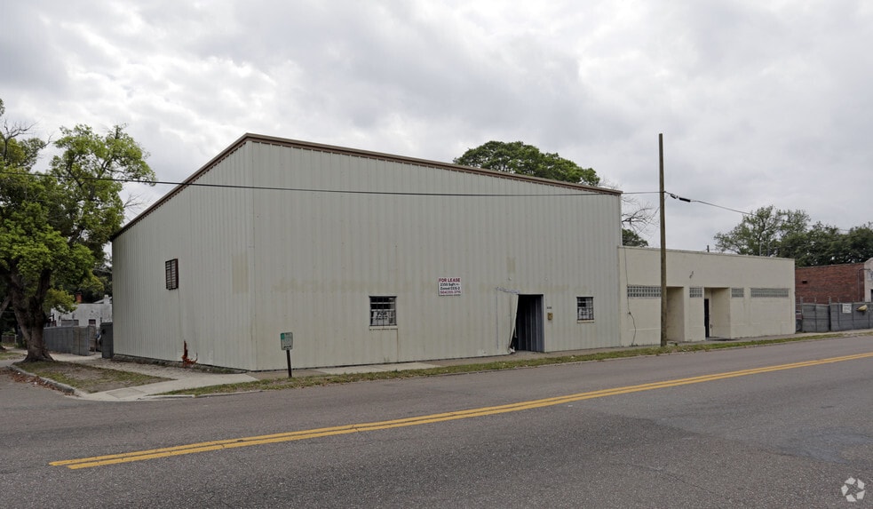 3215-3225 Pearl St N & 232 3rd St W portefeuille de 3 biens à vendre sur LoopNet.fr - Photo principale – Image 2 sur 7