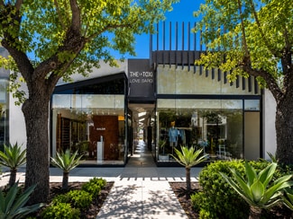 Plus de détails pour 8478-8480 Melrose Pl, Los Angeles, CA - Local commercial à louer
