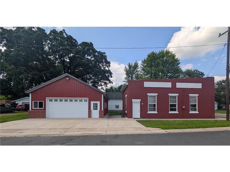 445 Main St, Clearwater, MN à vendre - Photo de l’immeuble – Image 2 sur 3