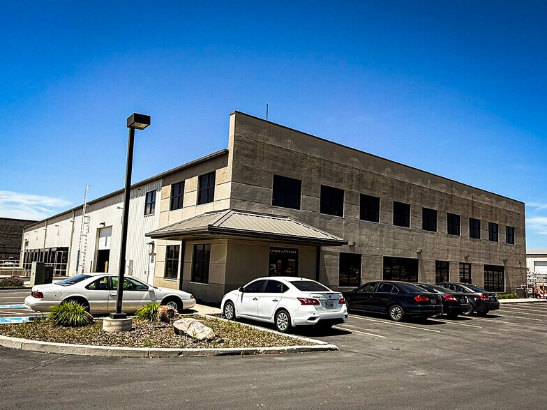 3775 N 200 W, Hyde Park, UT à louer - Photo principale – Image 1 sur 1