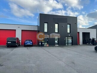Plus de détails pour 21 Rue Gutenberg, Saint-Loubès - Local d'activités à louer