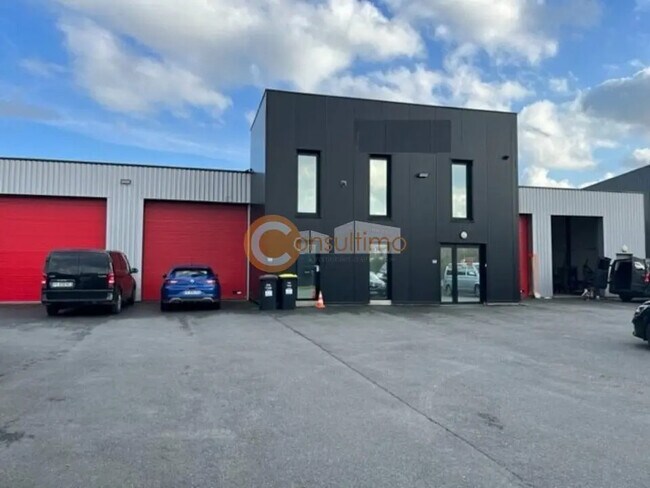 Plus de détails pour 21 Rue Gutenberg, Saint-Loubès - Local d'activités à louer