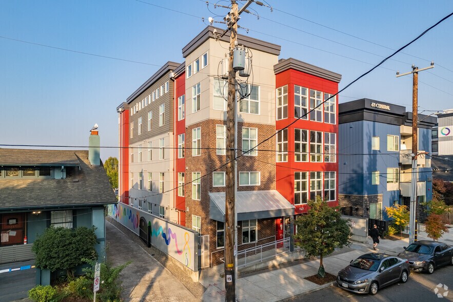 1521 NE 41st Ave, Portland, OR à vendre - Photo de l’immeuble – Image 2 sur 4