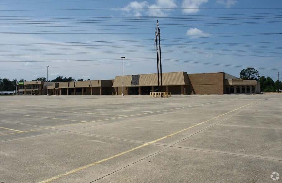 9265-9279 Florida Blvd, Baton Rouge, LA à louer - Photo principale – Image 1 sur 8
