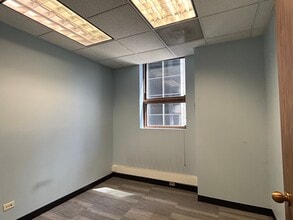 205 W Randolph St, Chicago, IL à louer Photo intérieure– Image 1 sur 4