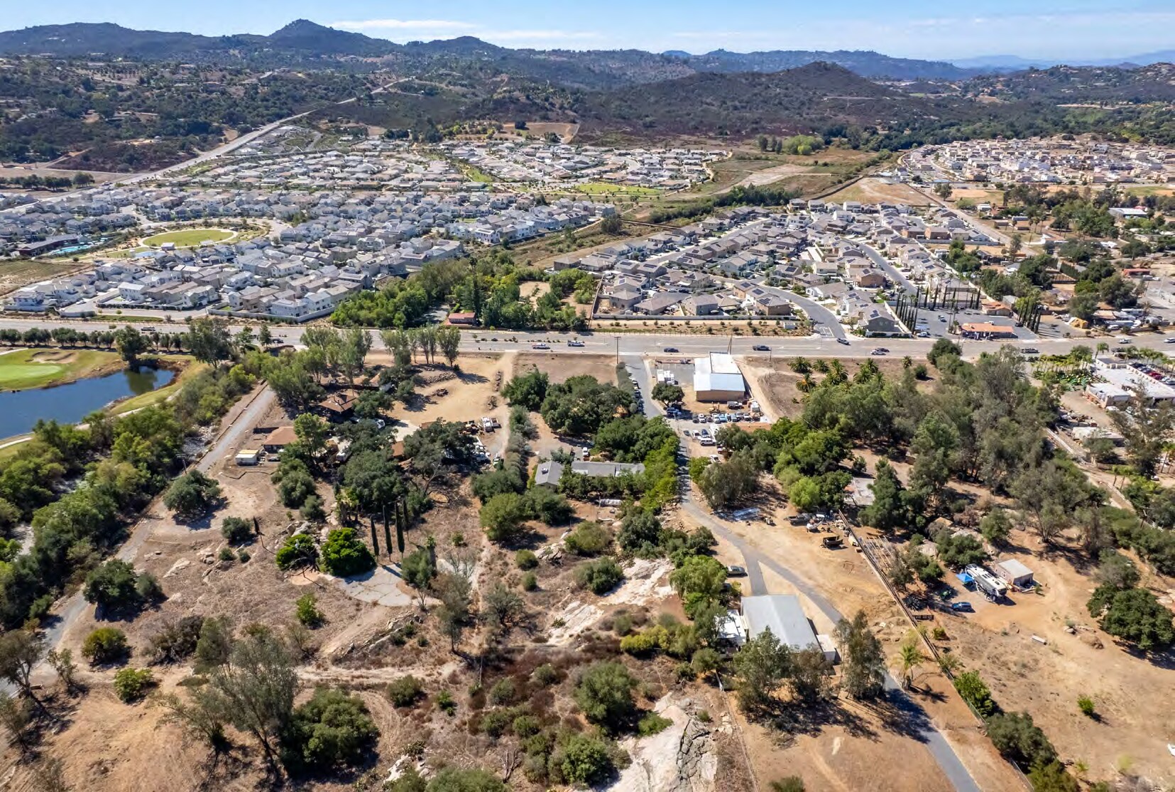 27845 Valley Center Rd, Valley Center, CA à vendre Photo principale– Image 1 sur 7