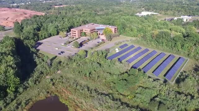 100 Roscommon Dr, Middletown, CT à louer - Vidéo sur l’annonce professionnelle – Image 3 sur 7
