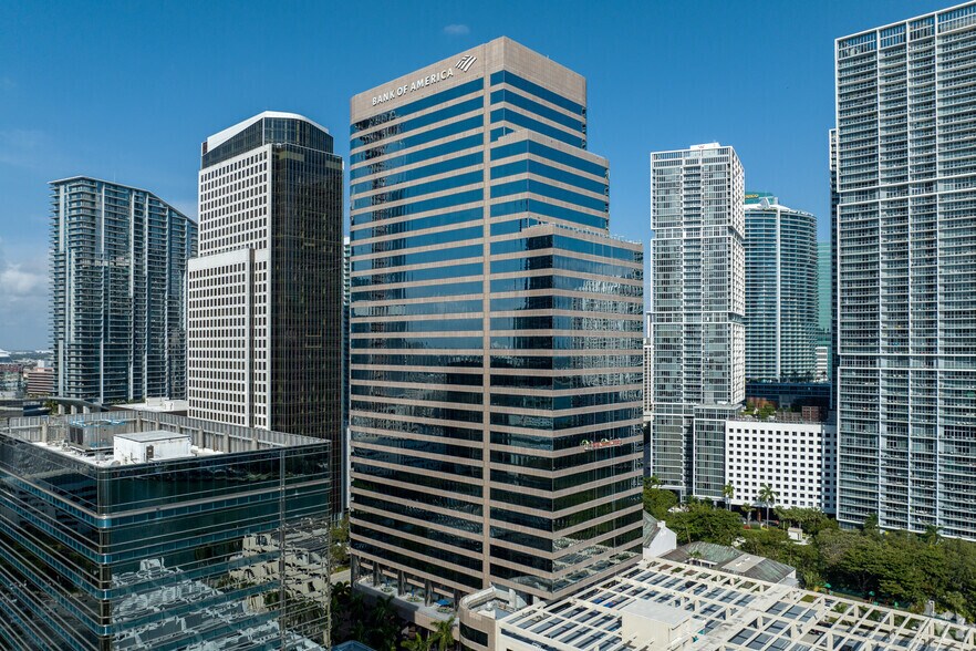 701 Brickell Ave, Miami, FL à louer - Photo de l’immeuble – Image 3 sur 19